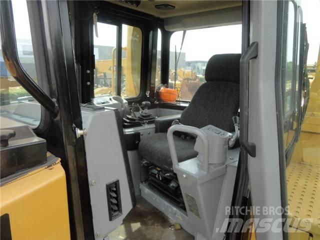CAT D 8 R 크롤러 도저