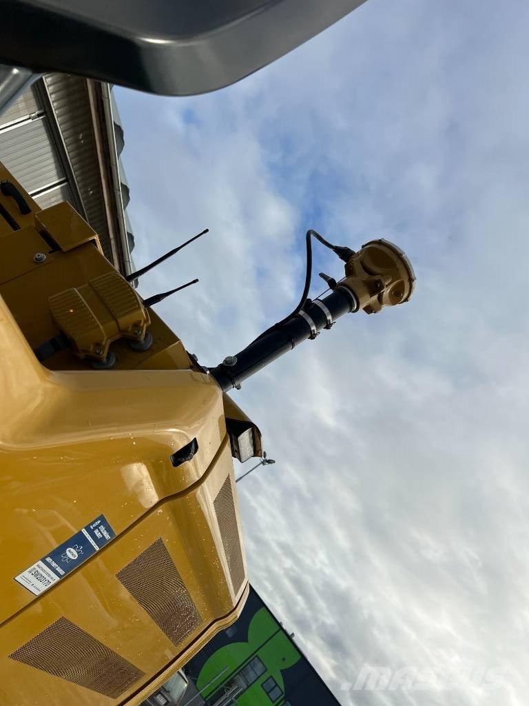 CAT 330 대형 굴삭기 29톤 이상