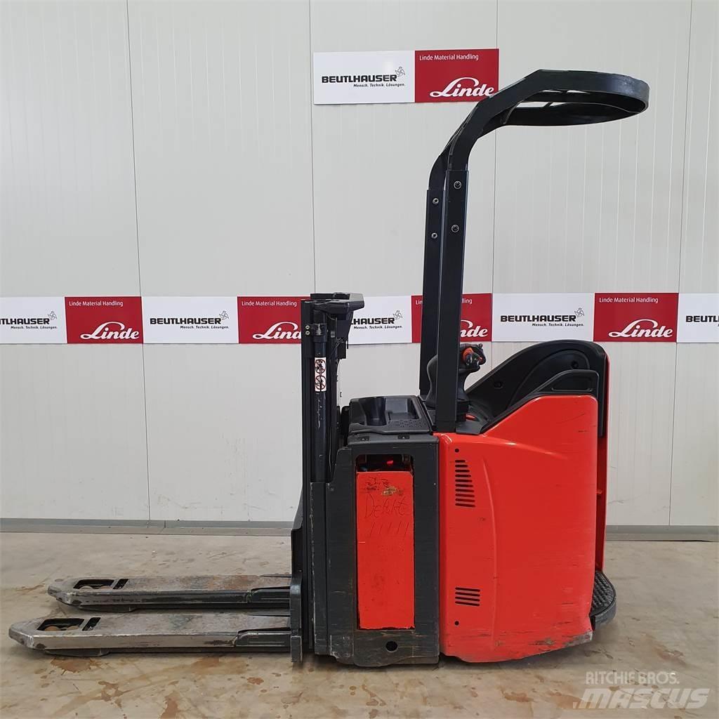 Linde D12SP 포크리프트
