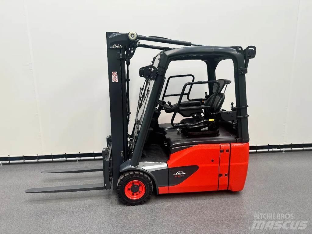 Linde 386 E 16-02 전동 지게차