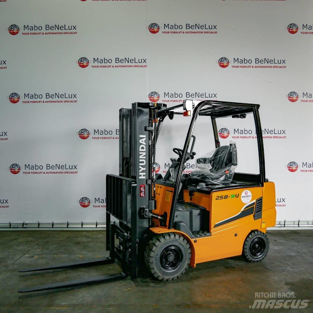 Hyundai 25B-9U 디젤 지게차