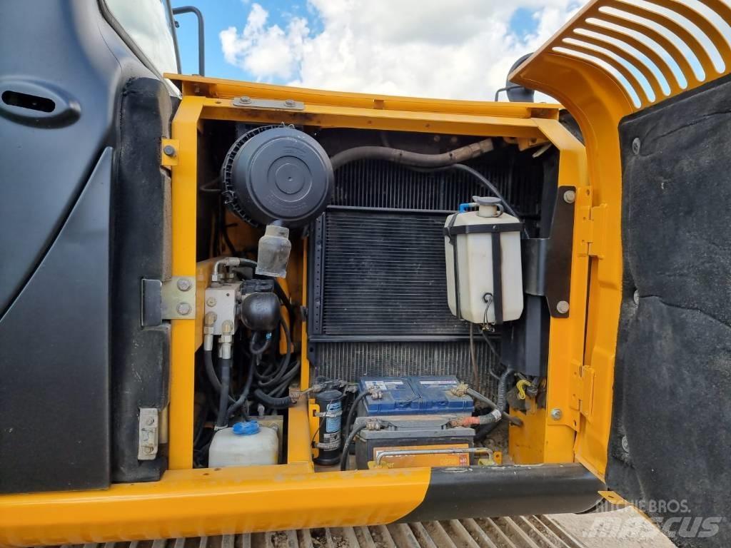 JCB JS 130 LC 대형 굴삭기 29톤 이상
