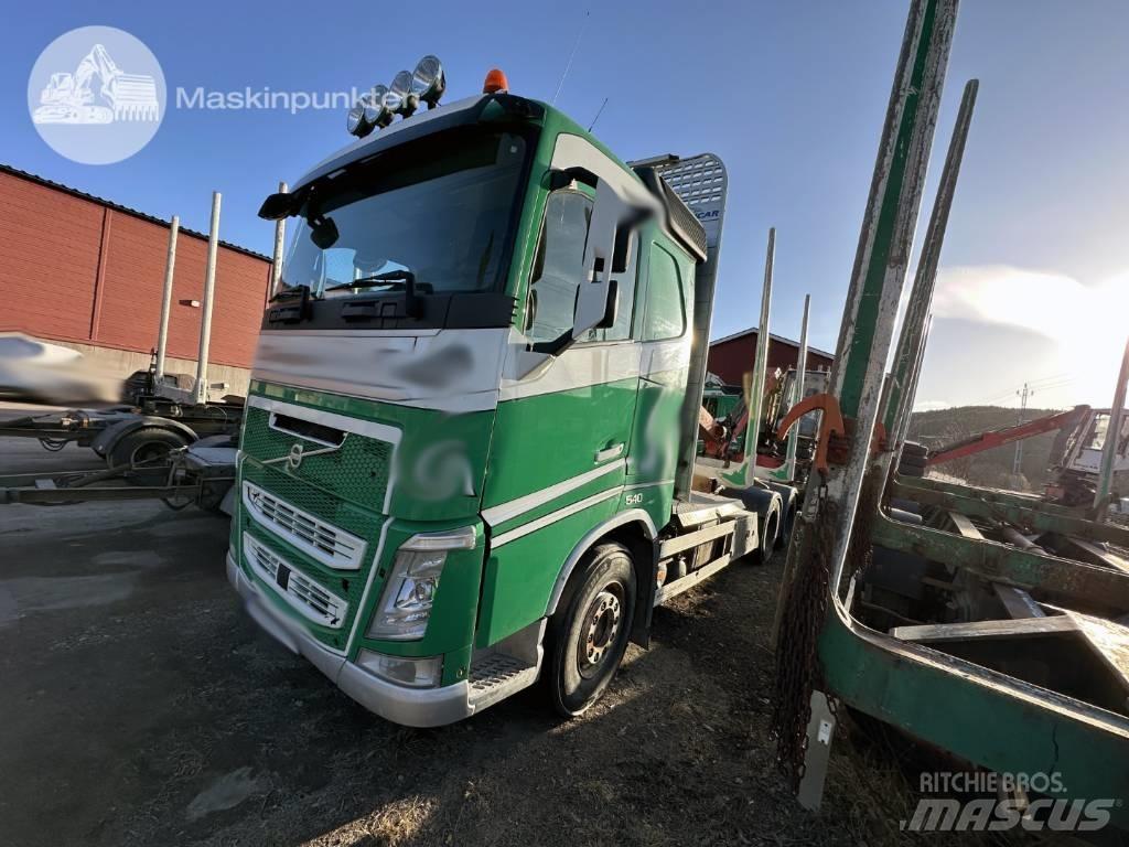Volvo FH 540 목재 트럭