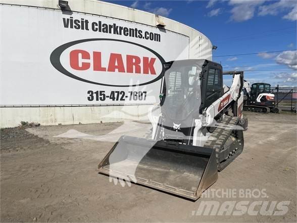 Bobcat T66  스키드로더