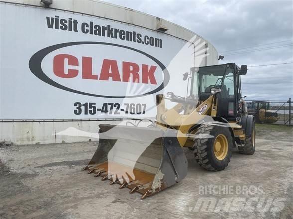 CAT 908M  휠로우더