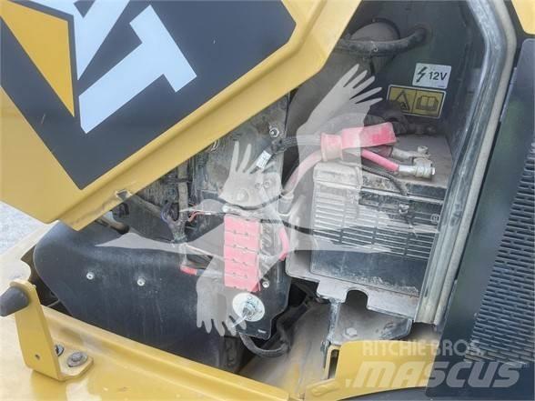 CAT 908M  휠로우더