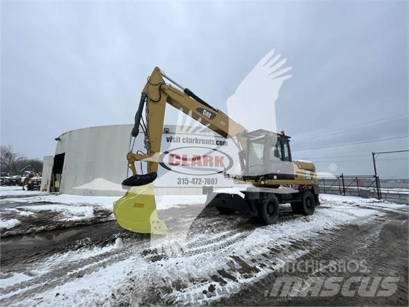 CAT M318D  휠 굴삭기