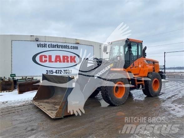 Doosan DL250-5  휠로우더