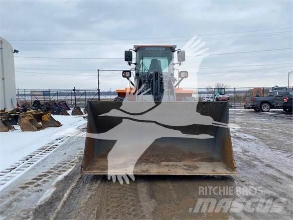 Doosan DL250-5  휠로우더