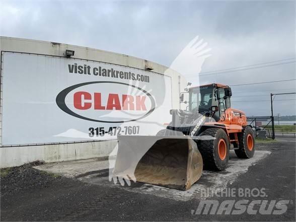 Doosan DL250-5  휠로우더