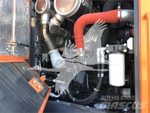 Doosan DL300  휠로우더
