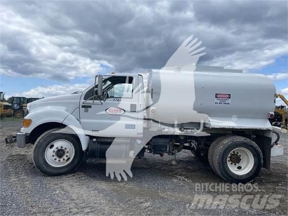 Ford F750 XL 급수차