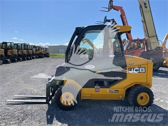 JCB 35 텔러 핸들러