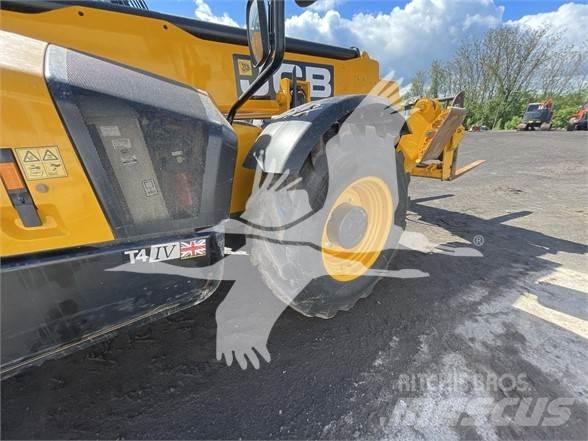 JCB 540-140 텔러 핸들러