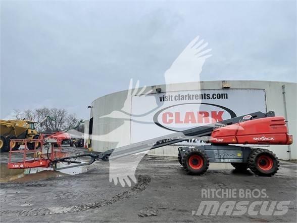 SkyJack SJ66T 견인식 전동이동 리프트