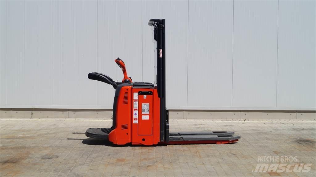 Linde D12AP 포크리프트