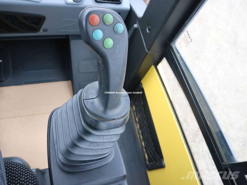 Bomag BW 213 PDH-5 토양 다짐기