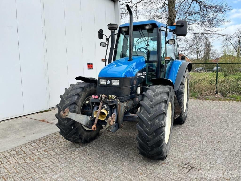New Holland TS 110 트랙터