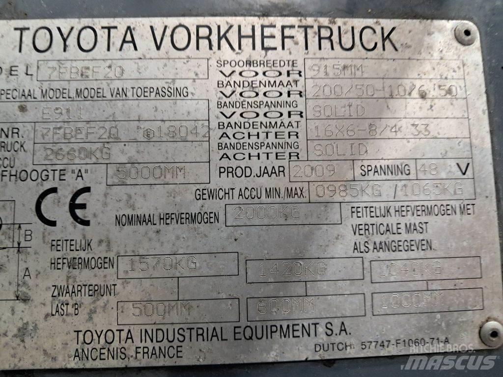 Toyota 7FBEF20 전동 지게차