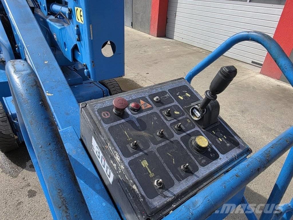 JLG N 40 E 관절형 전동이동 리프트