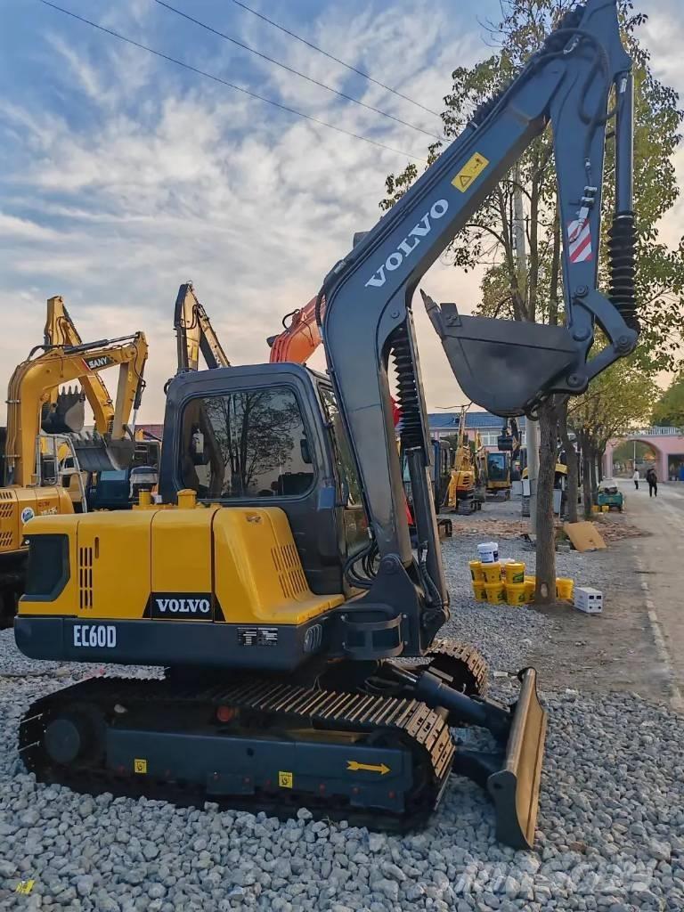 Volvo EC60D 대형 굴삭기 29톤 이상