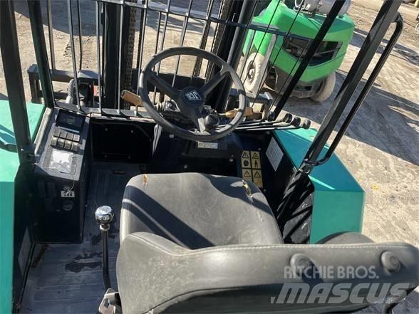 JCB 930 험지용 트럭