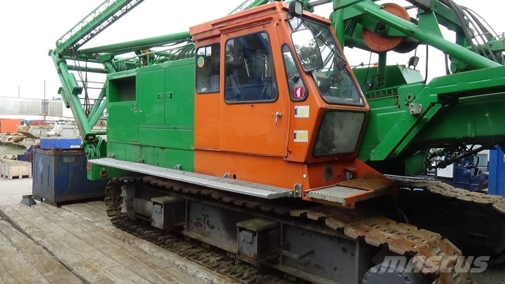 Hitachi KH 180-3 GLS 말뚝설치기