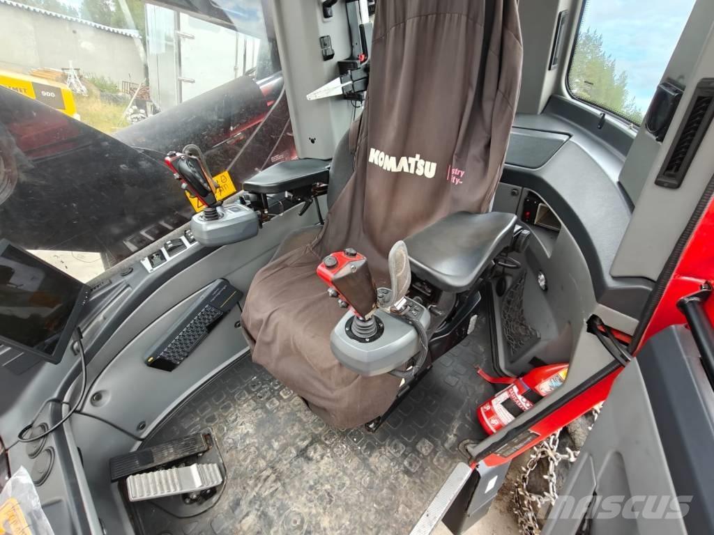 Komatsu 901 원목 하베스터