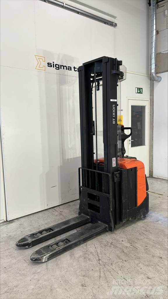 BT SPE 160 L 보행식 리치 지게차