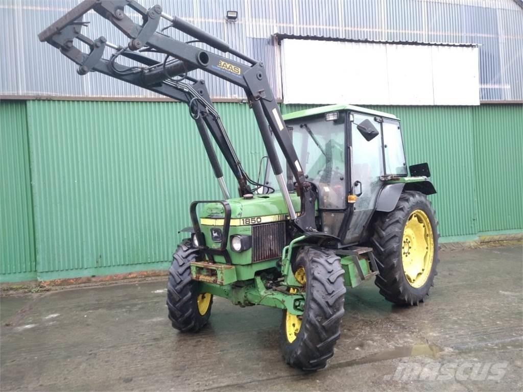 John Deere 1850 트랙터