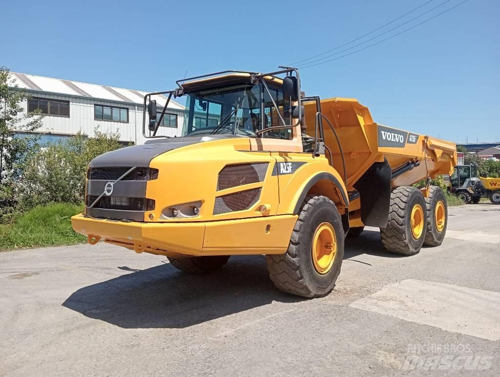 Volvo A 25 F 연결식 홀러