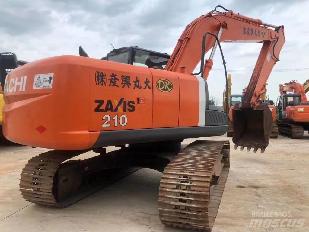 Hitachi ZX 210 대형 굴삭기 29톤 이상