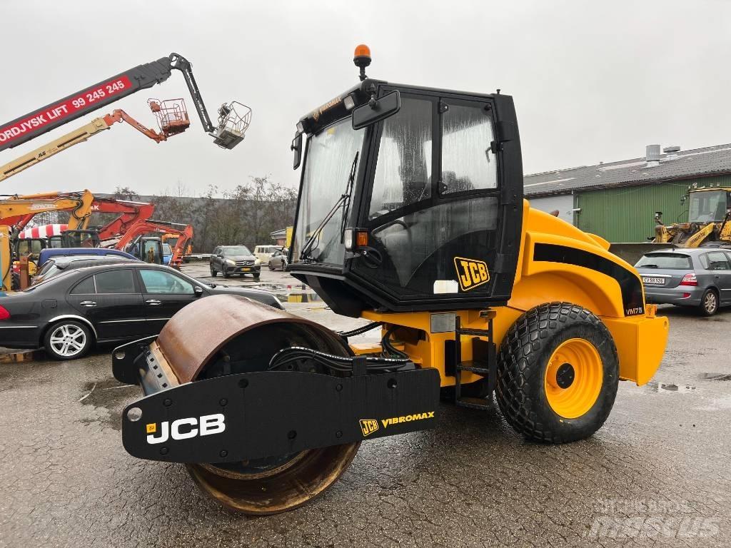 JCB Vibromax VM 75 싱글 드럼 롤러