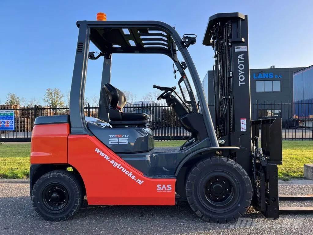 Toyota 52-8FDF25 디젤 지게차