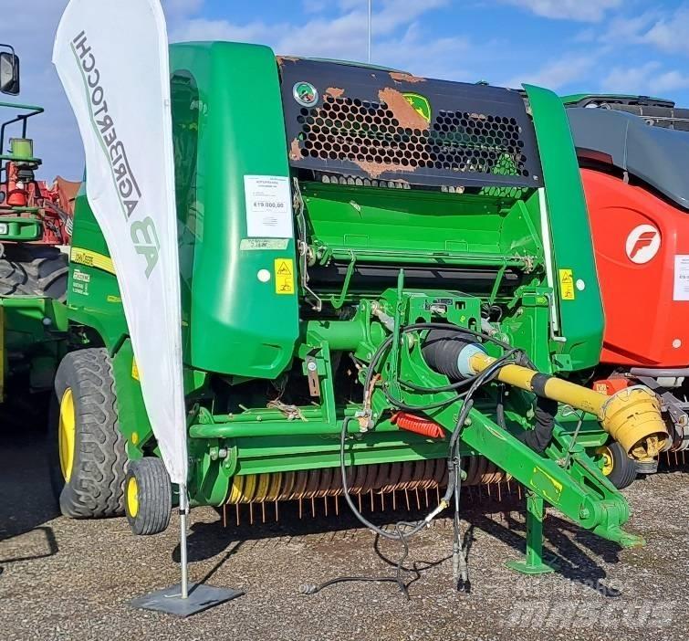 John Deere 960 원형 곤포기