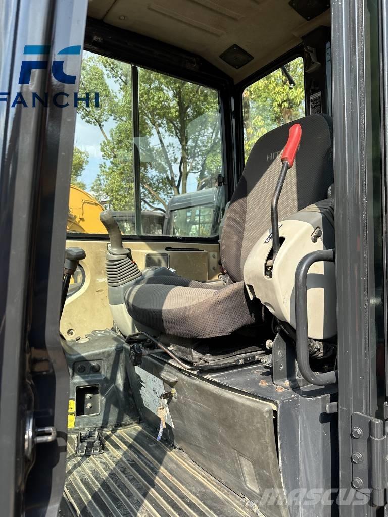 Hitachi Zaxis UR50 소형 굴삭기 7톤 미만