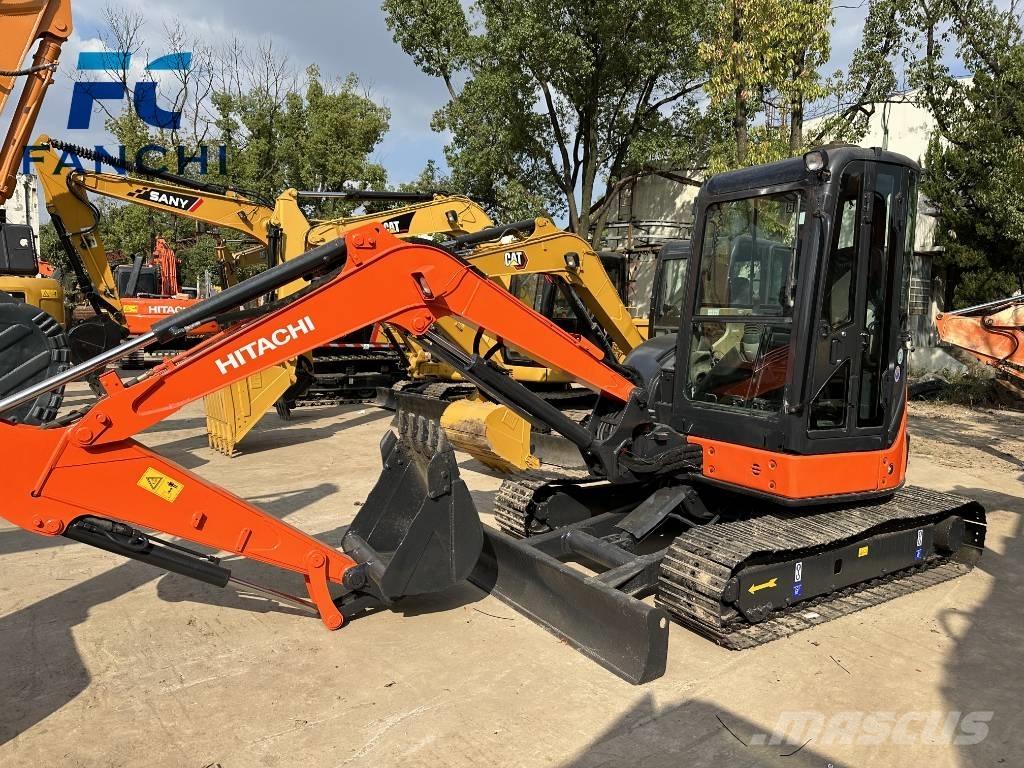 Hitachi Zaxis UR50 소형 굴삭기 7톤 미만