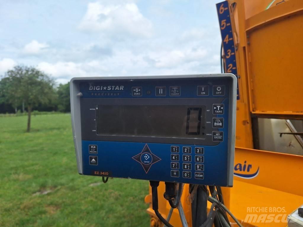 Belair Drakkar 218SB 믹서 피더