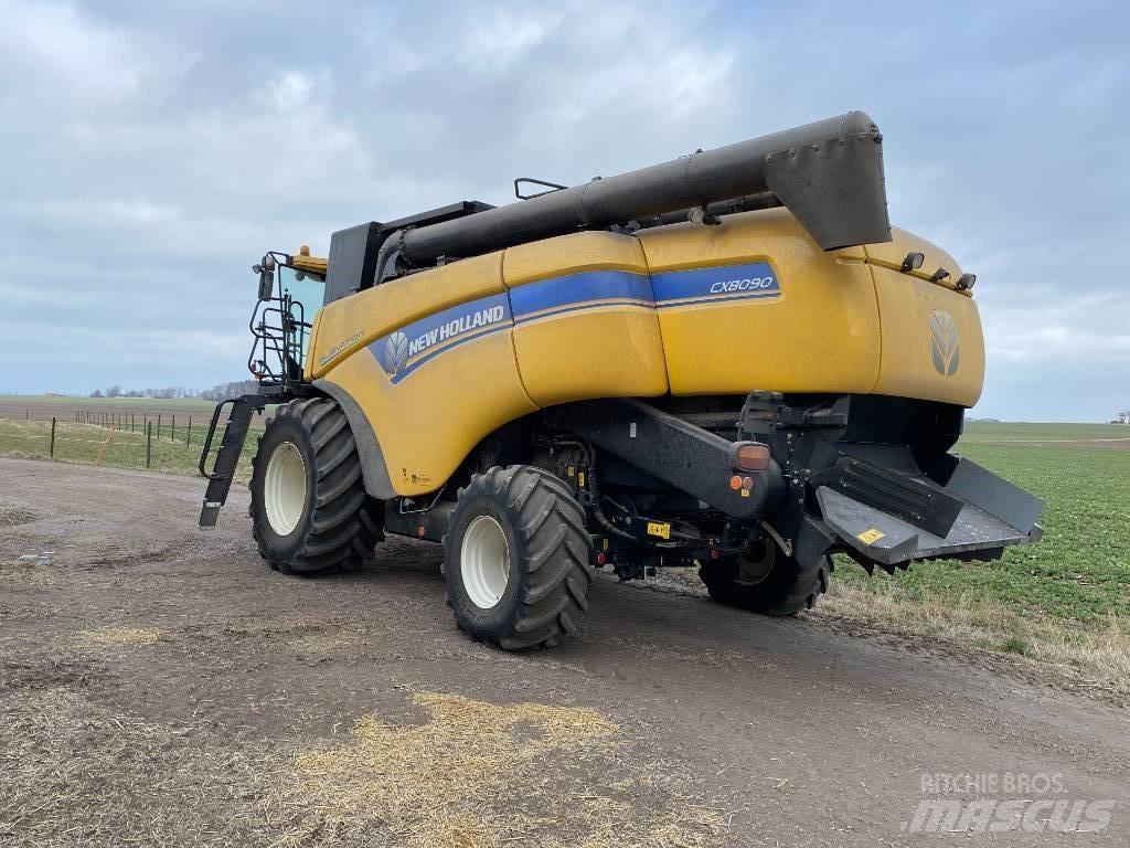 New Holland CX 8090 콤바인 수확기
