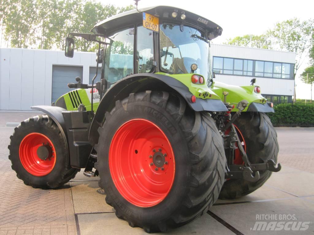 CLAAS Arion 650 CIS 트랙터