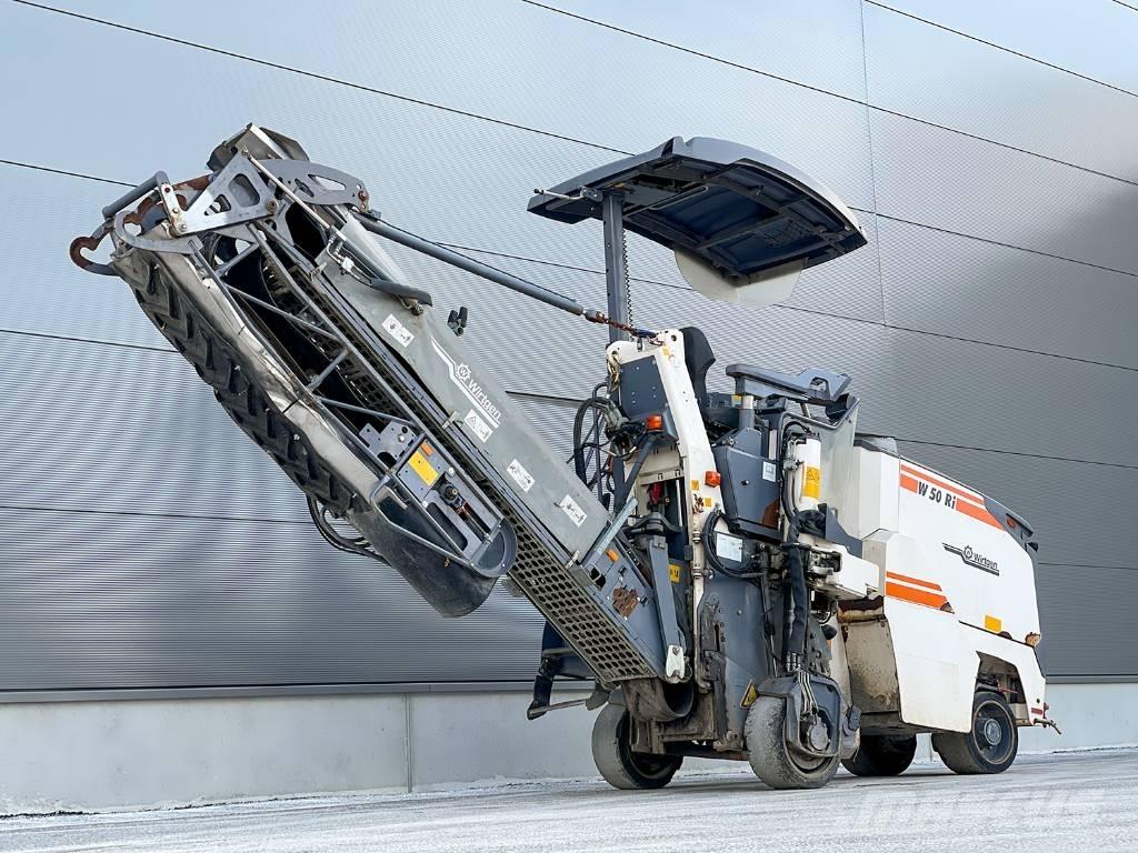 Wirtgen W 50 RI 아스팔트 콜드 밀링 기계