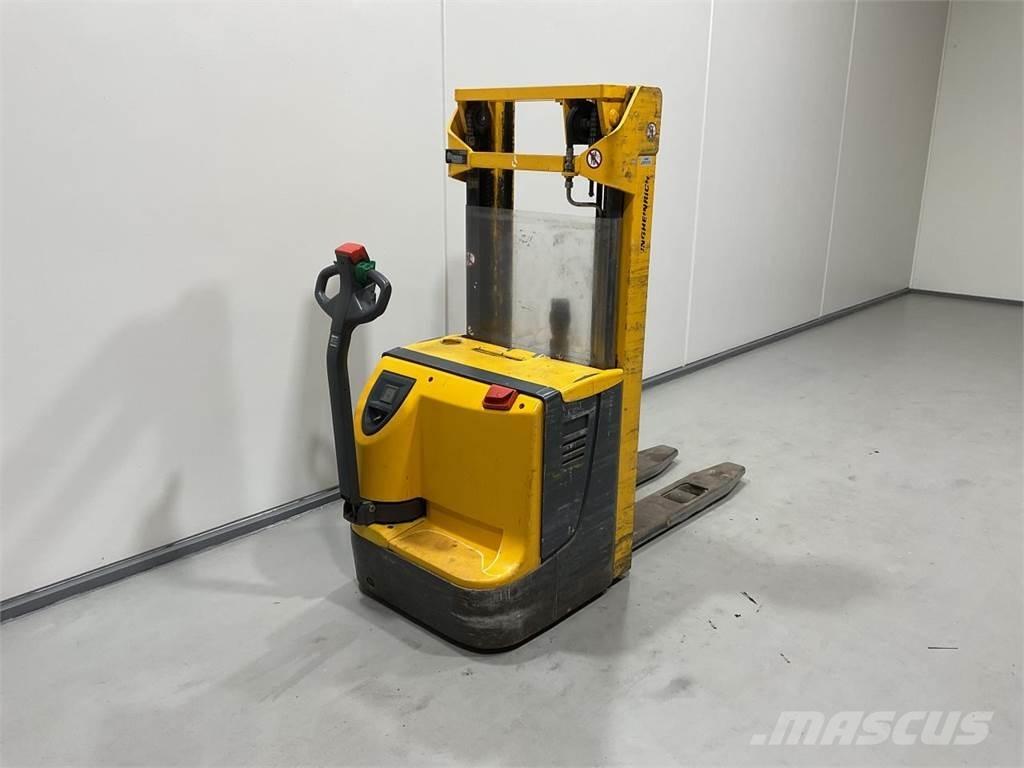 Jungheinrich EJC12 보행식 리치 지게차