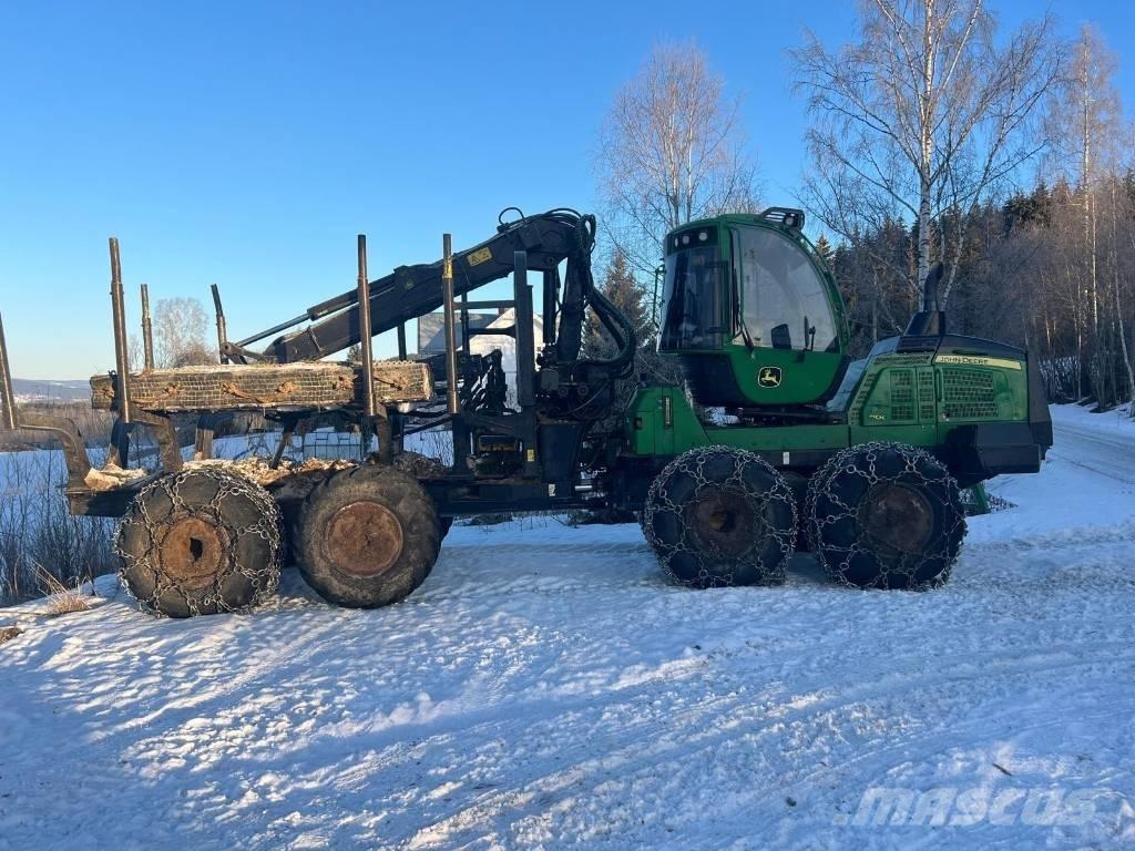John Deere 1110G 원목 채집운반기