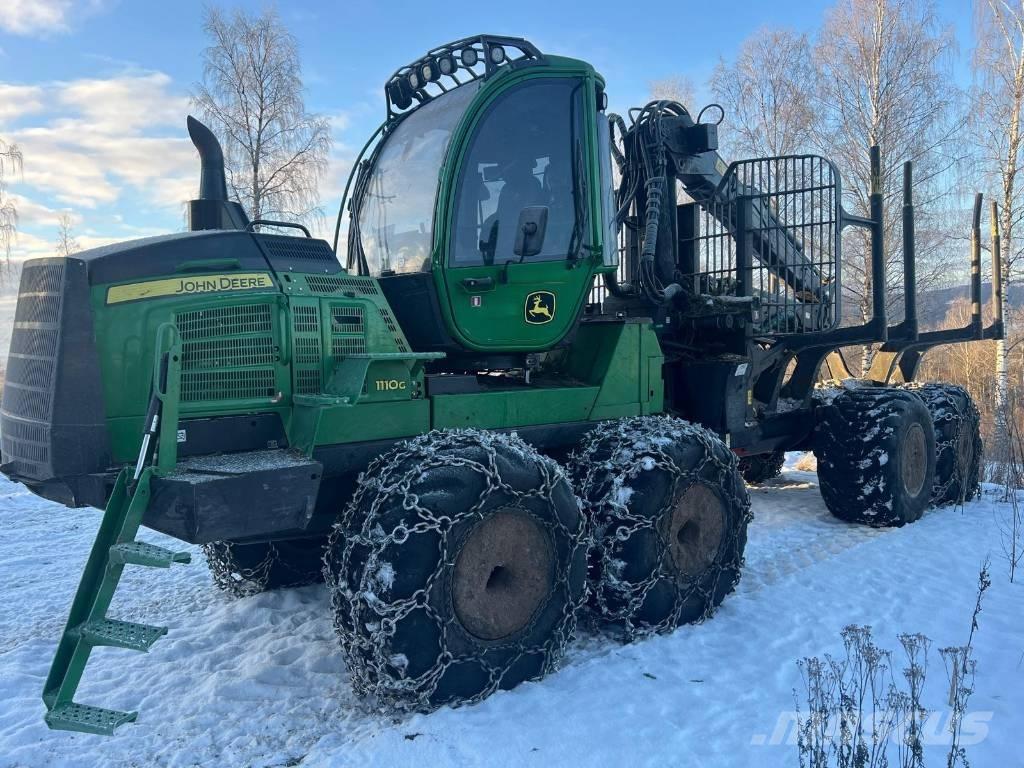John Deere 1110G 원목 채집운반기