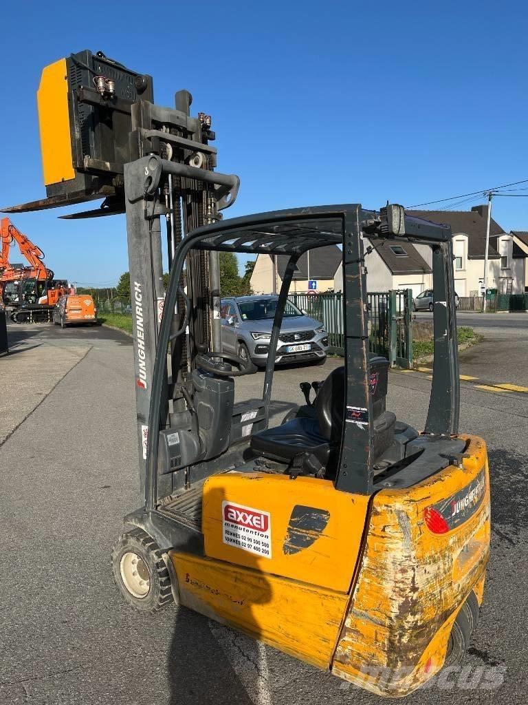 Jungheinrich EFG218 전동 지게차