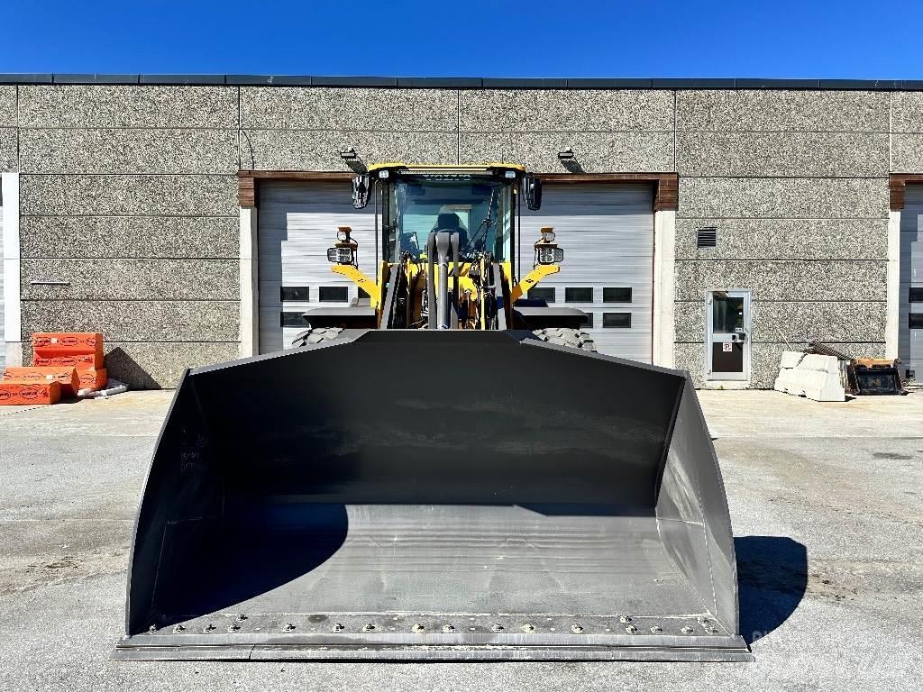 Volvo L110H 2024  휠로우더
