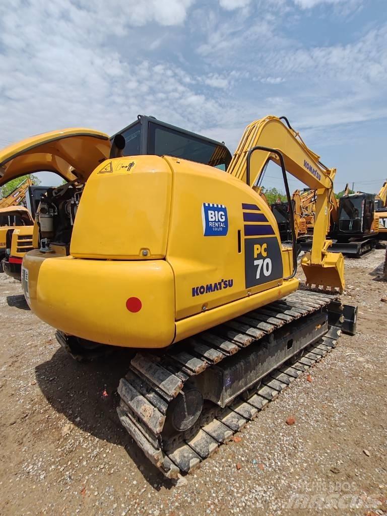 Komatsu PC 70 소형 굴삭기 7톤 미만