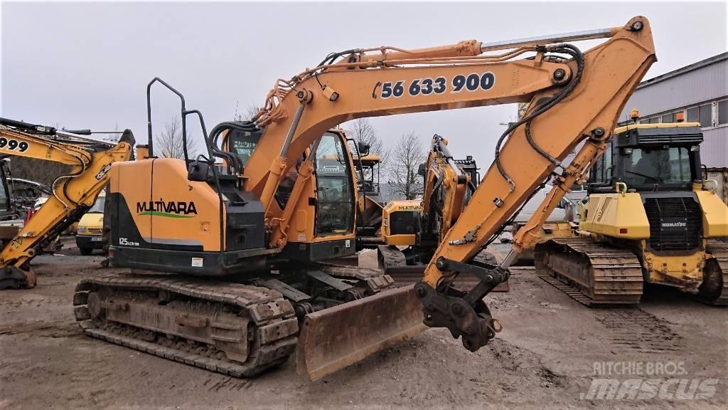 Hyundai R125 대형 굴삭기 29톤 이상