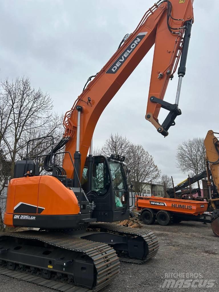 Develon DX 235 LCR-7 대형 굴삭기 29톤 이상