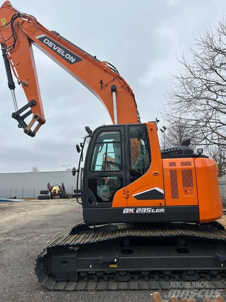 Develon DX 235 LCR-7 대형 굴삭기 29톤 이상